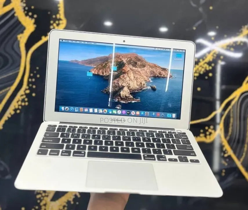 New Laptop Apple MacBook Air 2015 8GB Intel Core i5 SSD 128GB