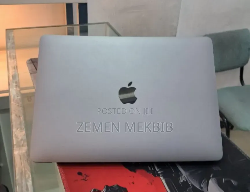 New Laptop Apple MacBook Air 2020 M1 8GB Apple M1 SSD 256GB