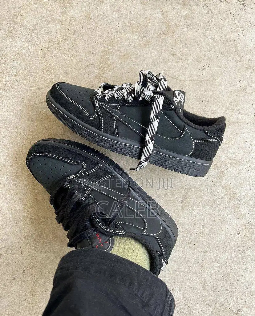 Air #Jordan 1 #Travis Scott “Black Phantom”
