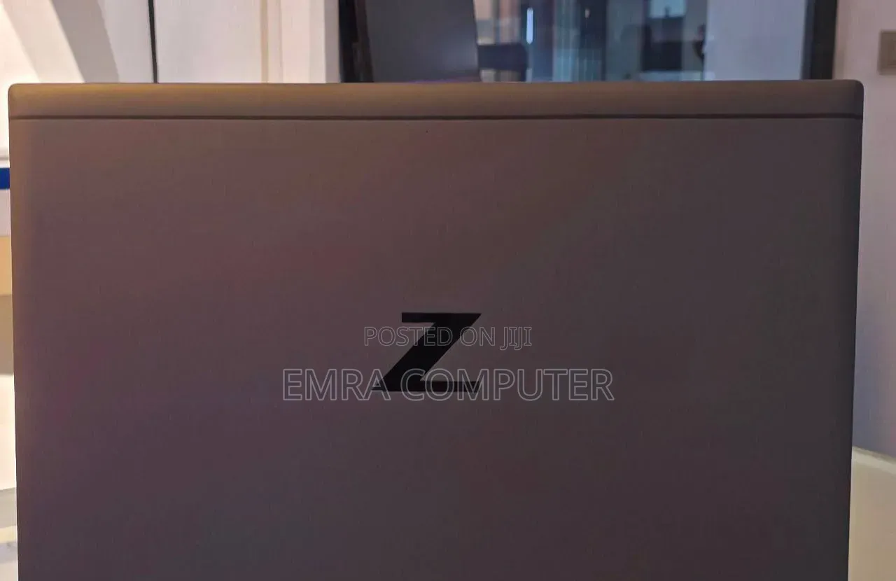 New Laptop HP 16GB Intel Core i7 SSD 512GB