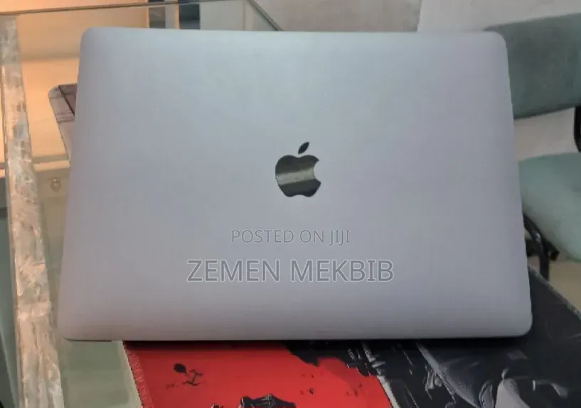 New Laptop Apple MacBook Air 2020 M1 8GB Apple M1 SSD 256GB