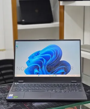 New Laptop Lenovo Legion 5 16GB Intel Core i7 SSD 1T