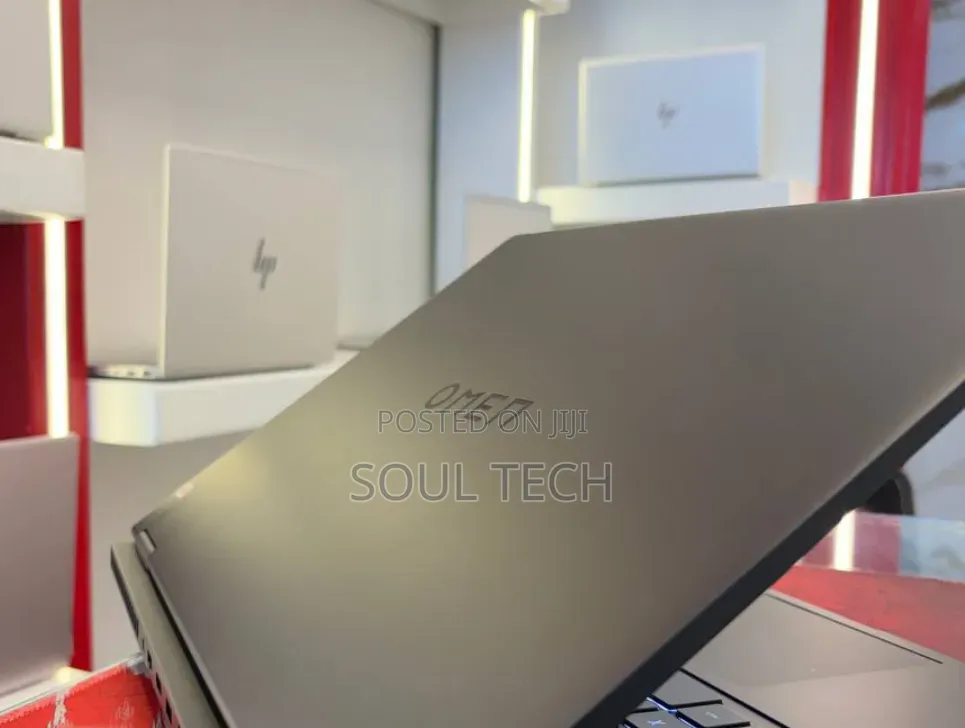 New Laptop HP Omen 16 16GB Intel Core i9 SSD 1T