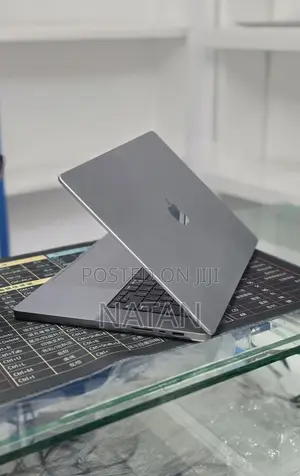 New Laptop Apple MacBook Pro 2021 M1 Max 64GB Apple M1 Max SSD 1T