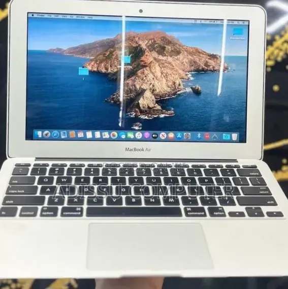 New Laptop Apple MacBook Air 2015 8GB Intel Core i5 SSD 128GB