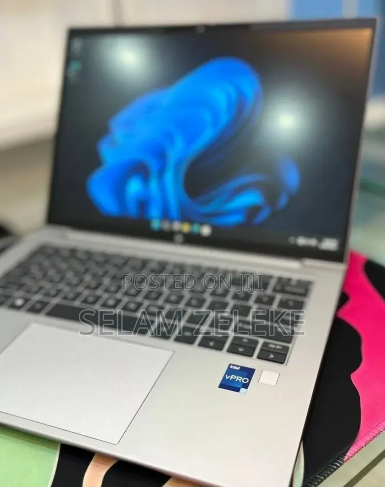 New Laptop HP 16GB Intel Core i7 SSD 512GB