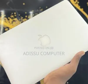 New Laptop Apple MacBook Air 2015 8GB Intel Core i5 SSD 128GB