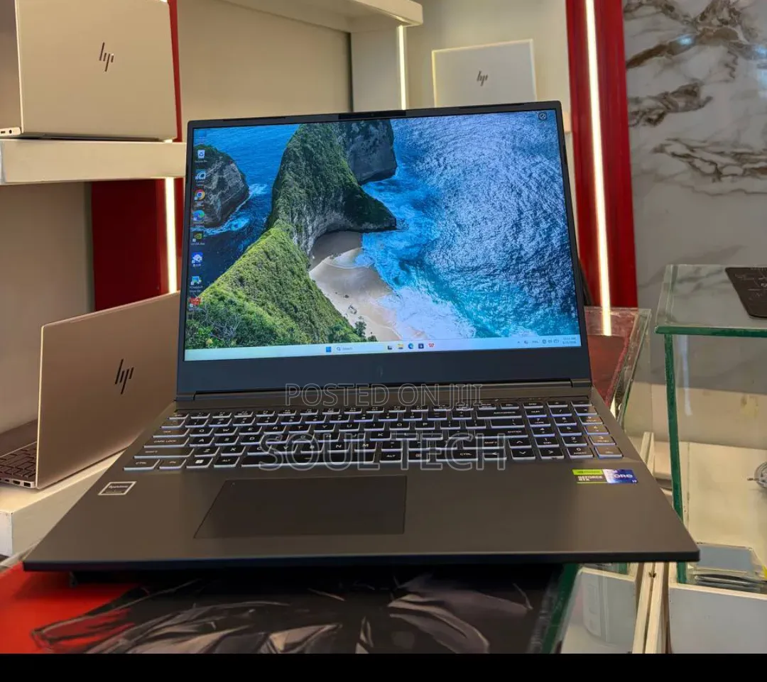 New Laptop Acer Nitro V 16 16GB Intel Core i7 SSD 1T