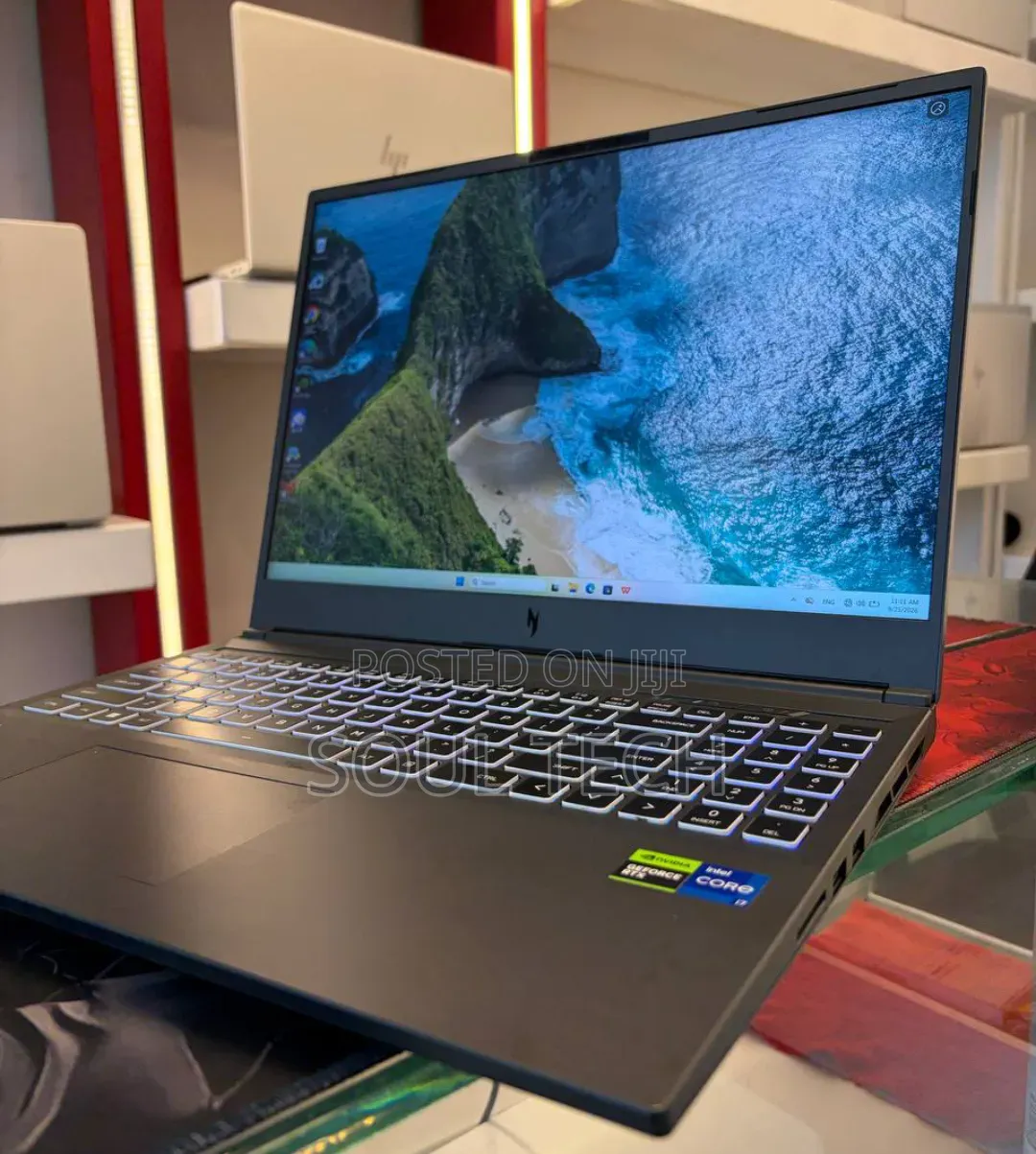 New Laptop Acer Nitro V 16 16GB Intel Core i7 SSD 1T