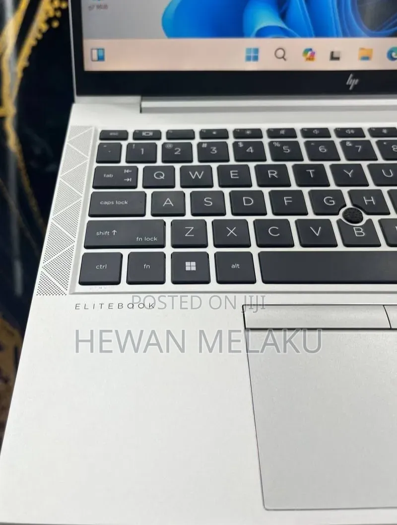 New Laptop HP EliteBook 840 G8 16GB Intel Core i5 SSD 512GB