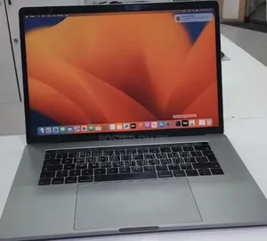New Laptop Apple MacBook Pro 2017 16GB Intel Core i7 SSD 512GB