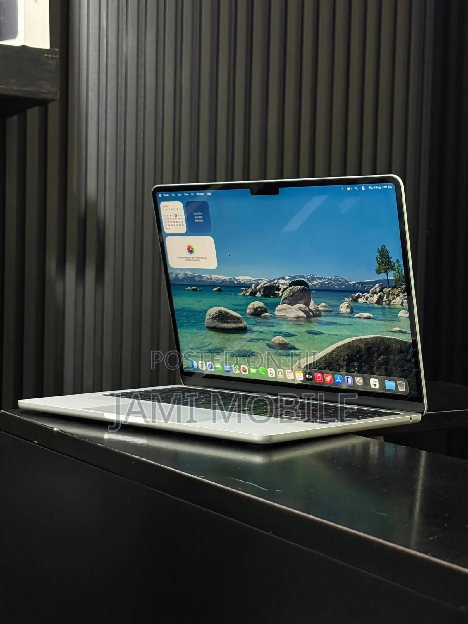 New Laptop Apple MacBook Air 2022 M2 16GB Apple M2 SSD 256GB