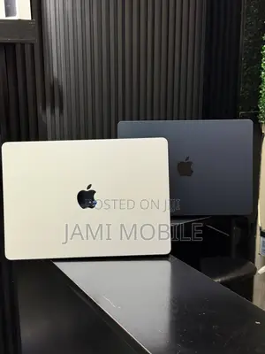 New Laptop Apple MacBook Air 2022 M2 16GB Apple M2 SSD 256GB