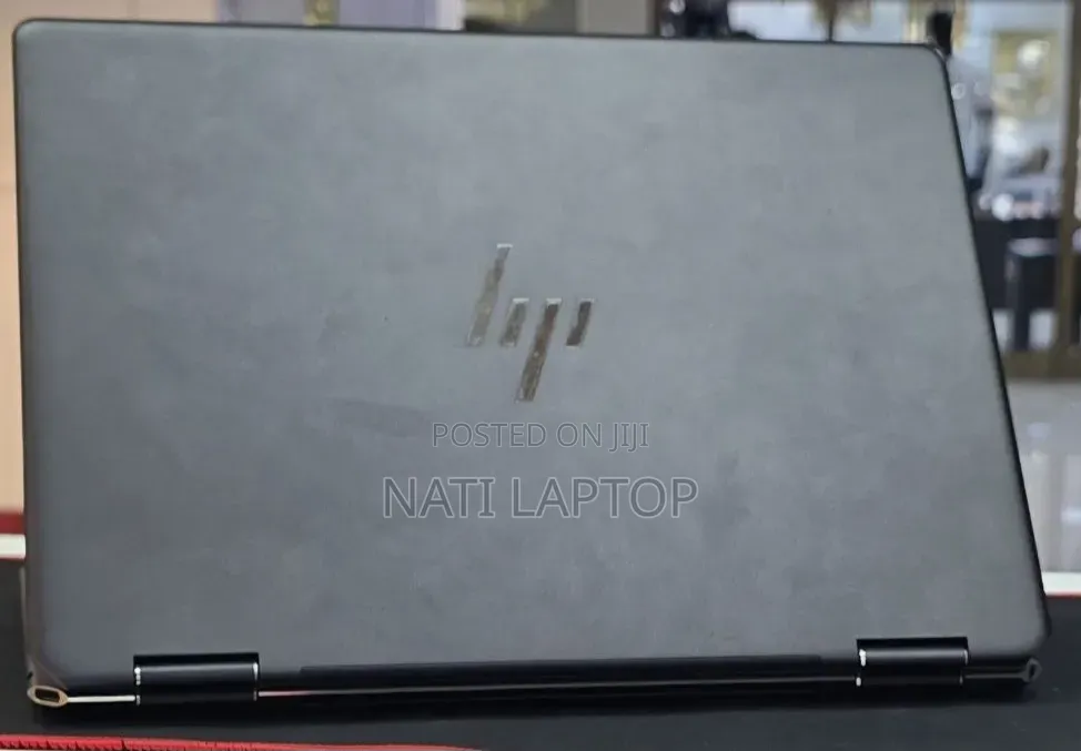 New Laptop HP Spectra 13 16GB Intel Core i7 SSD 512GB