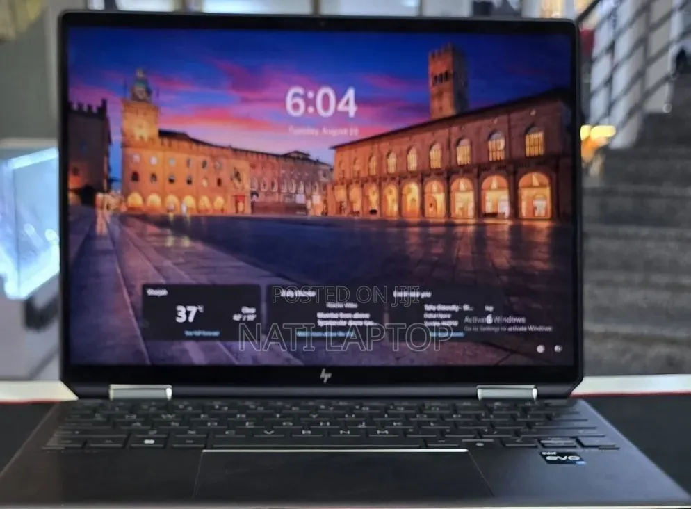 New Laptop HP Spectra 13 16GB Intel Core i7 SSD 512GB