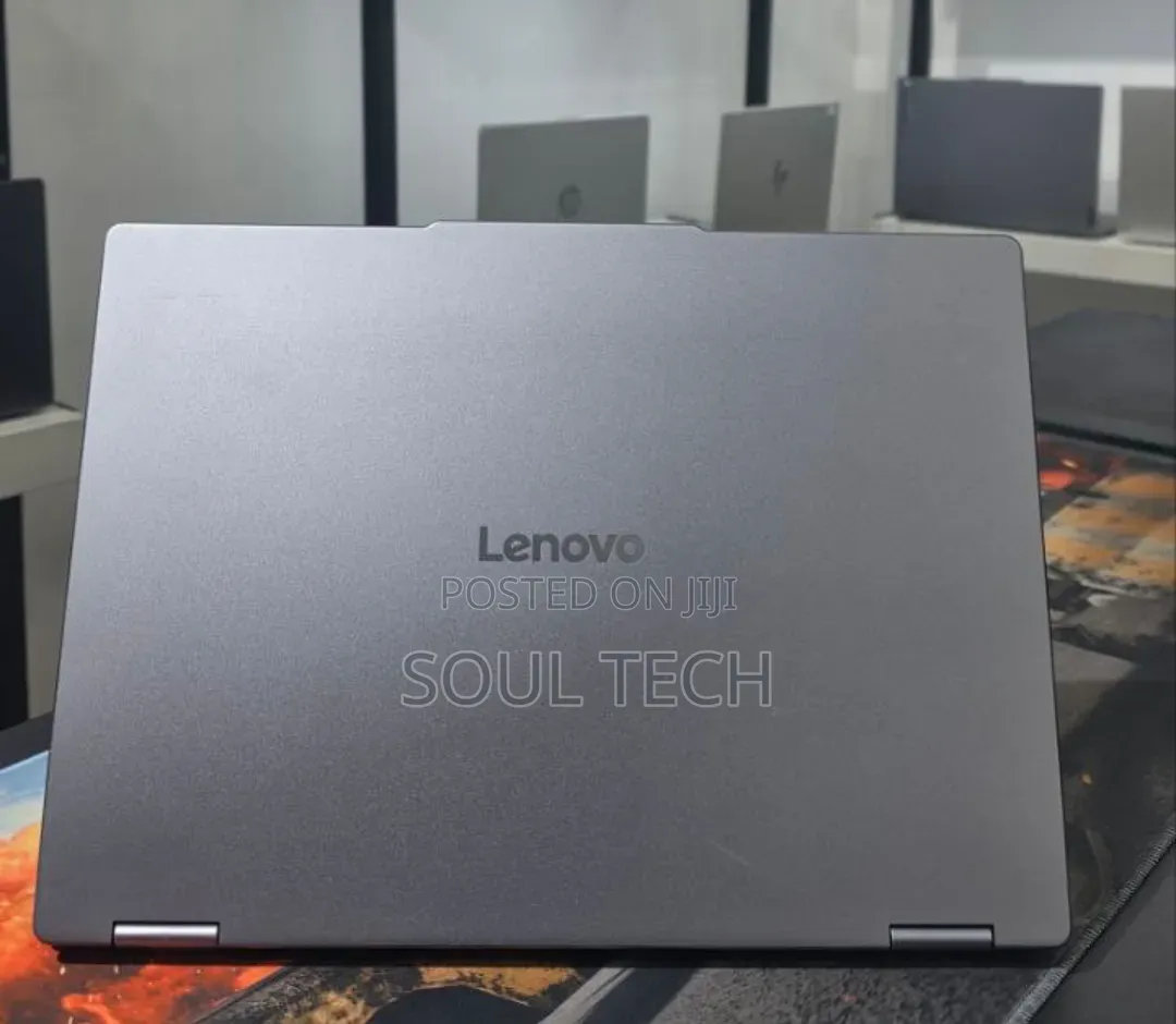 New Laptop Lenovo Yoga 7i 16GB Intel Core Ultra 5 SSD 512GB