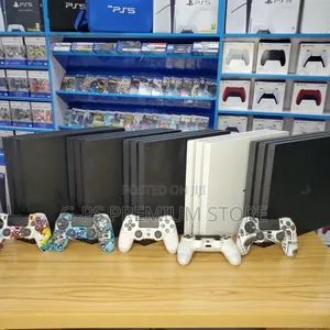 PS4 Pro Canada Used | FC 26 + 5 Games