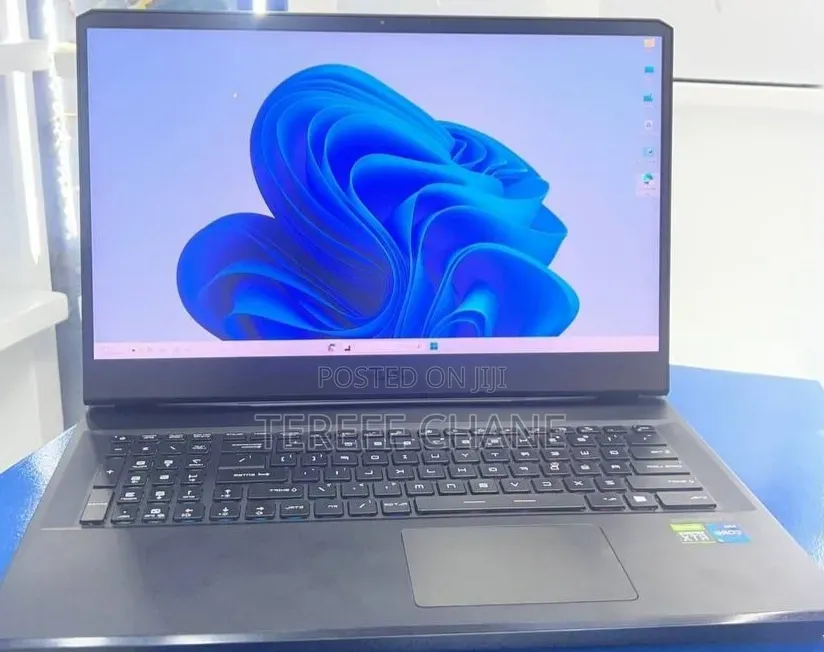 New Laptop MSI GP75 Leopard 16GB Intel Core i7 SSD 1T
