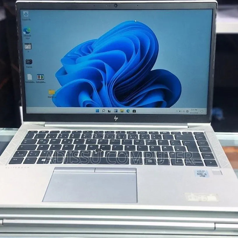 New Laptop HP EliteBook 840 G7 8GB Intel Core i5 SSD 512GB