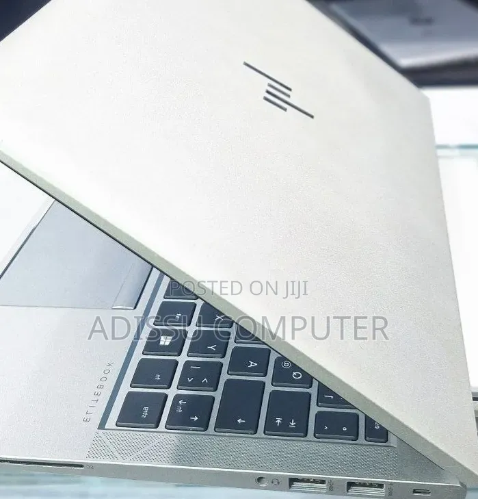 New Laptop HP EliteBook 840 G7 8GB Intel Core i5 SSD 512GB
