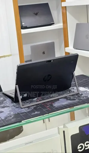 New Laptop HP Elite X2 1012 8GB Intel Core i5 SSD 128GB
