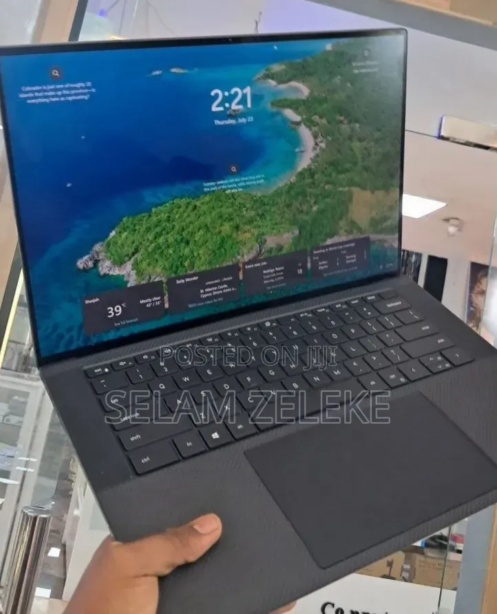 New Laptop Dell Precision 5560 16GB Intel Core i7 SSD 512GB