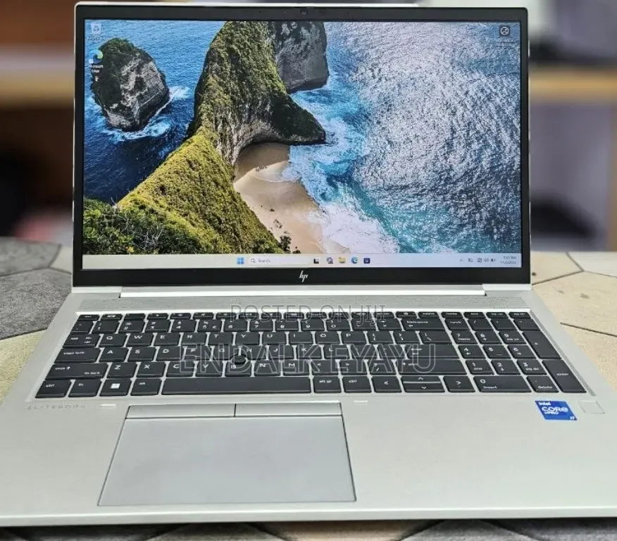New Laptop HP EliteBook 850 G8 16GB Intel Core i7 SSD 512GB