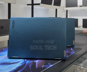 New Laptop Lenovo Yoga 7i 16GB Intel Core Ultra 7 SSD 512GB