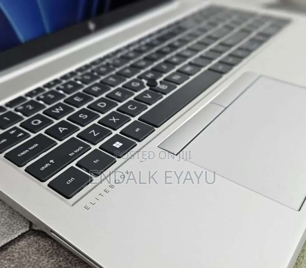 New Laptop HP EliteBook 850 G8 16GB Intel Core i7 SSD 512GB