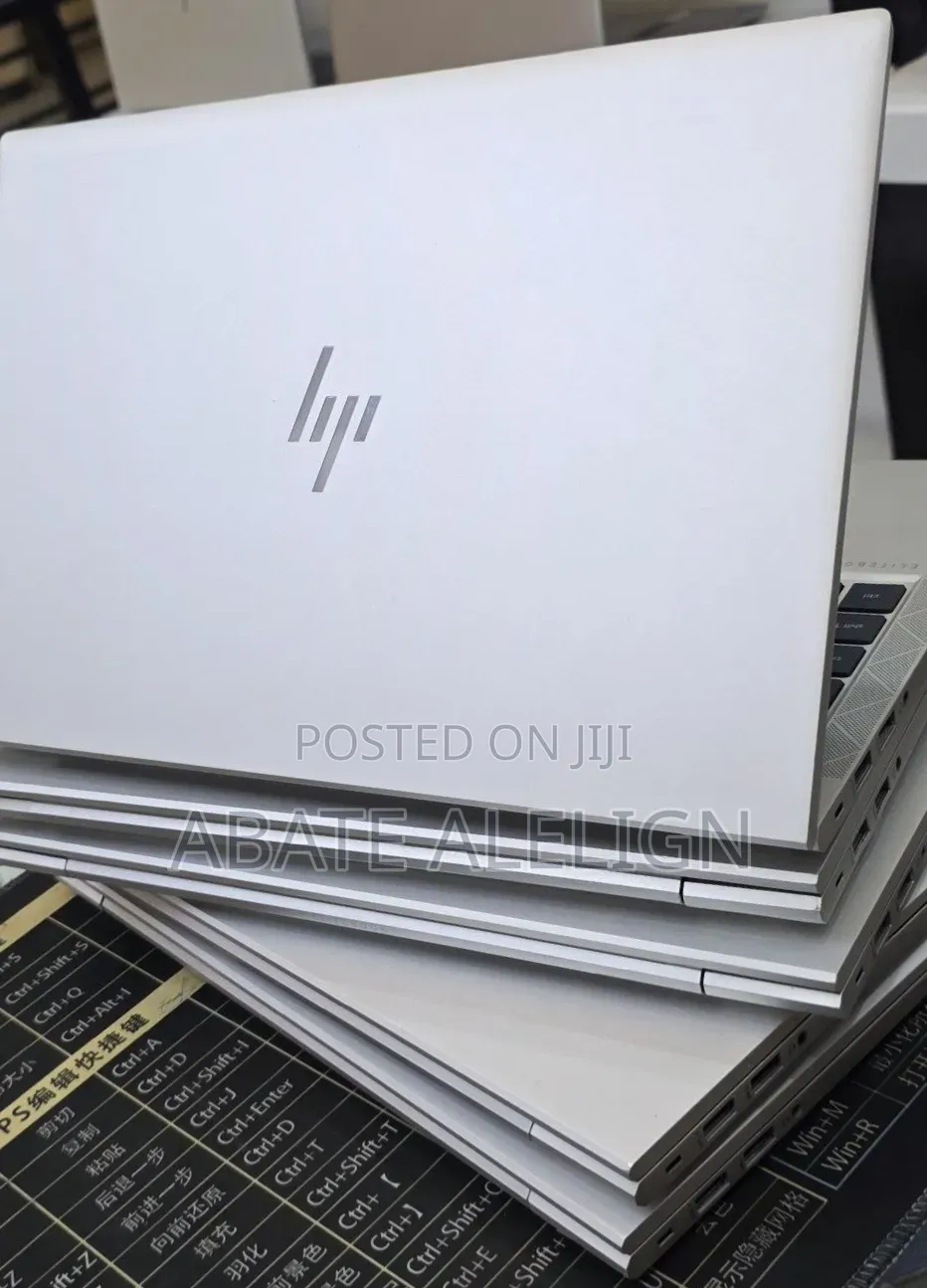 New Laptop HP EliteBook 840 G8 16GB Intel Core i5 SSD 512GB