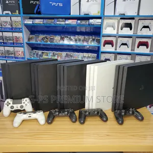 PS4 Pro Canada Used | Warranty Available
‎