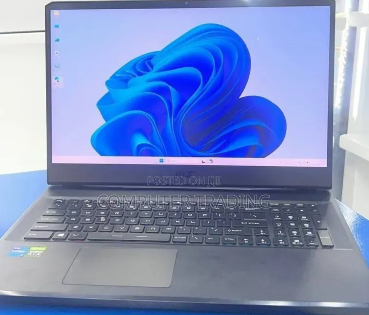 New Laptop MSI GP75 Leopard 16GB Intel Core i7 SSD 1T