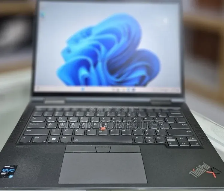 New Laptop Lenovo ThinkPad X1 Yoga 16GB Intel Core i7 SSD 512GB