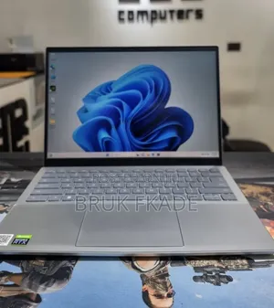 New Laptop Dell Inspiron 14 16GB Intel Core i7 SSD 512GB