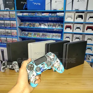 PS4 Slim Canada Used | Warranty Available