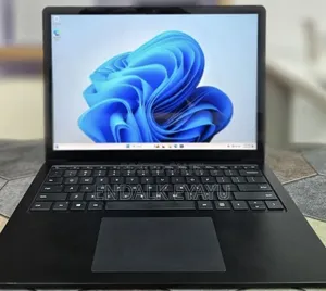 New Laptop Microsoft Surface Laptop 4 16GB Intel Core i7 SSD 512GB