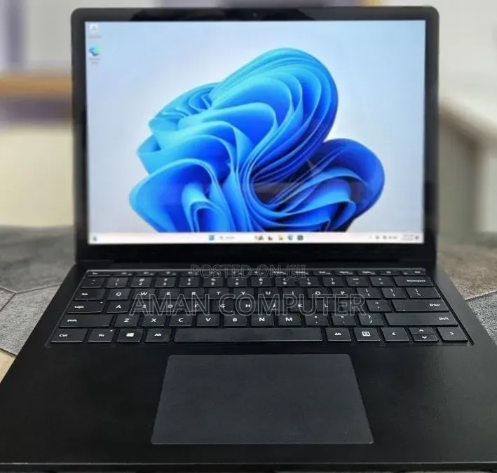 New Laptop Microsoft Surface Laptop 4 16GB Intel Core i7 SSD 512GB