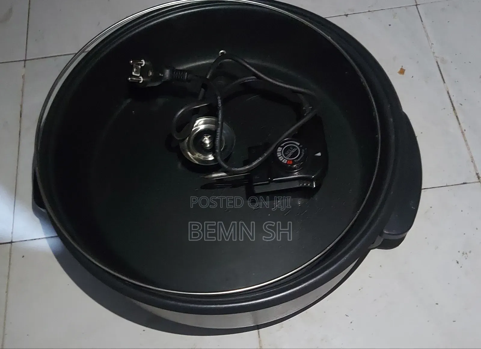 Geepas Pizza Pan