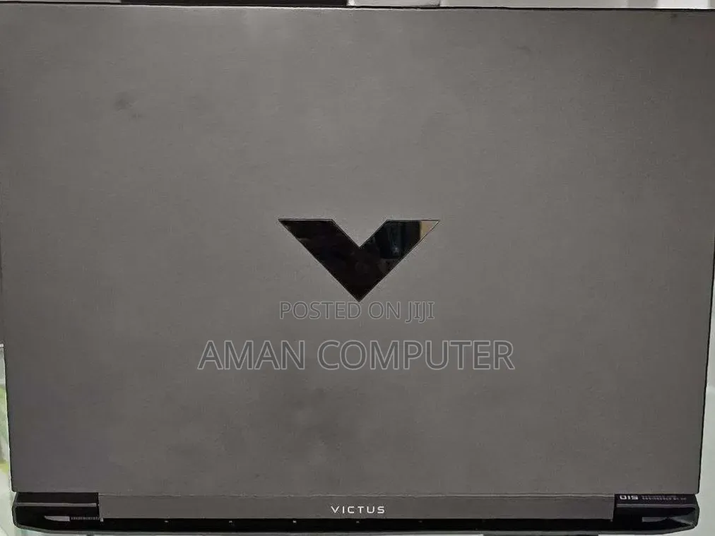 New Laptop HP Victus 15 16GB Intel Core i7 SSD 512GB