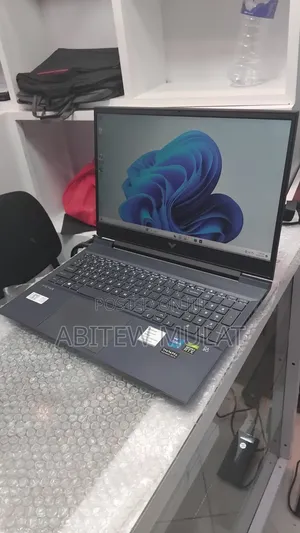 New Laptop HP Victus 16 16GB Intel Core i7 SSD 512GB