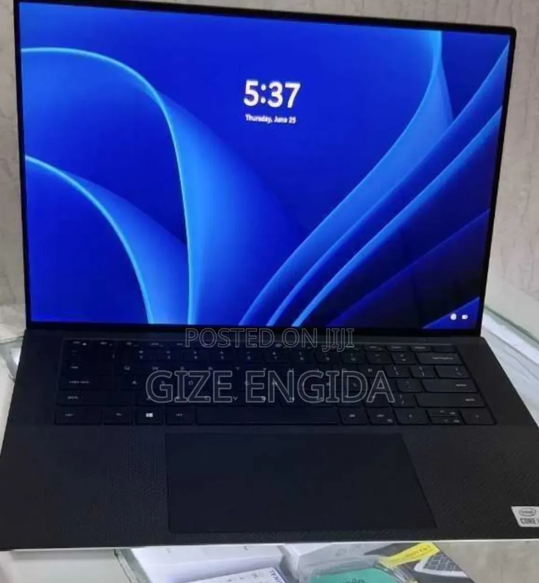 New Laptop Dell XPS 15 16GB Intel Core i7 SSD 512GB