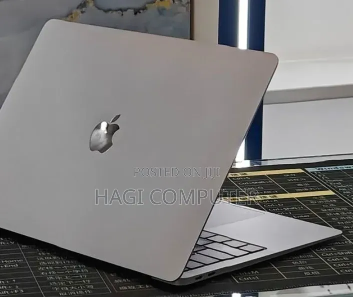 New Laptop Apple MacBook Air 2020 M1 16GB Apple M1 SSD 1T