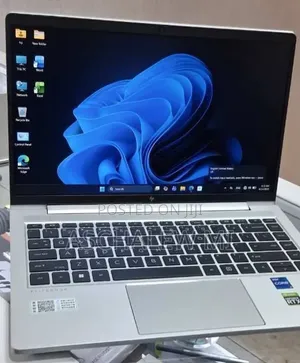 New Laptop HP EliteBook 840 G10 16GB Intel Core i7 SSD 512GB