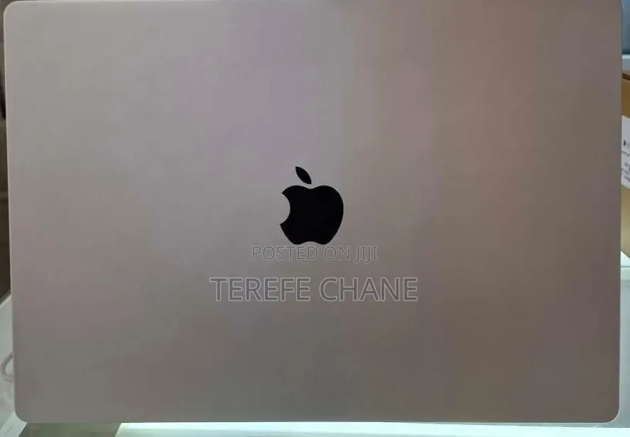 New Laptop Apple MacBook Pro 2021 M1 16GB Apple M1 Pro SSD 1T