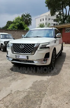 Nissan Patrol 2016 White