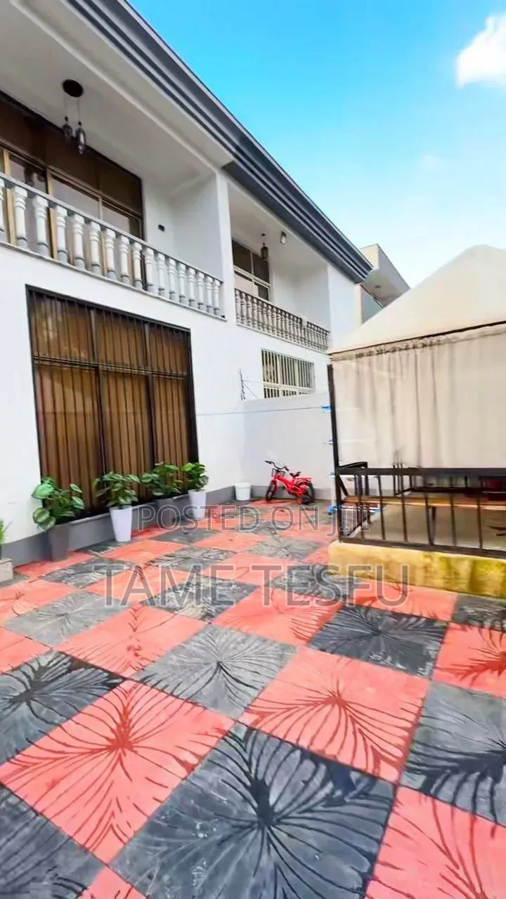 Furnished 5bdrm House in ሀያት, Bole for sale