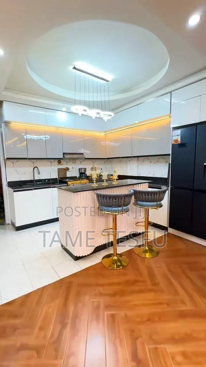Furnished 5bdrm House in ሀያት, Bole for sale