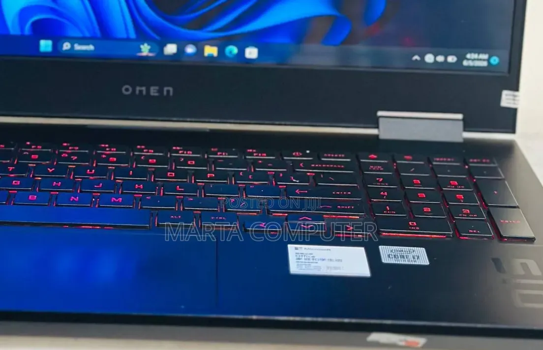 New Laptop HP Omen 15 16GB Intel Core i7 SSD 512GB