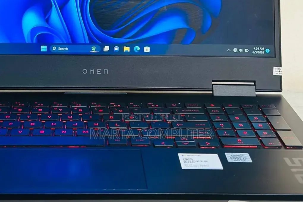 New Laptop HP Omen 15 16GB Intel Core i7 SSD 512GB