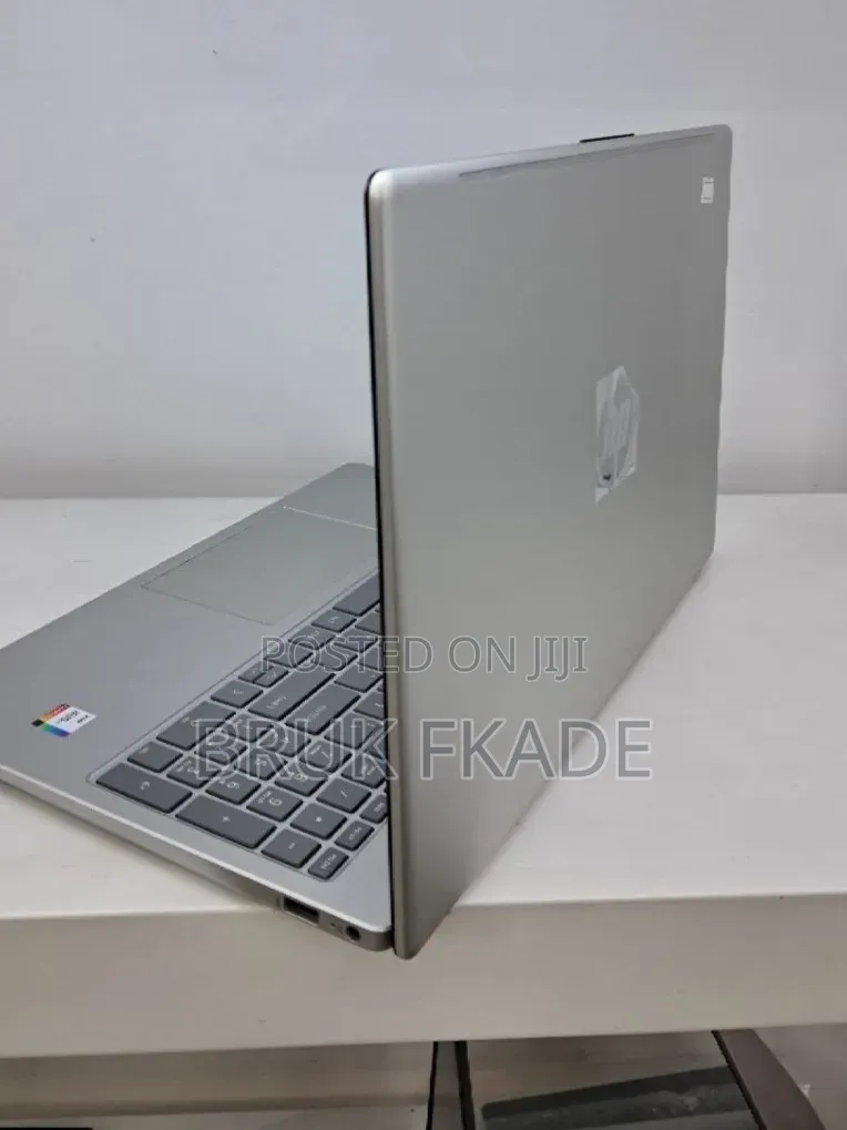 New Laptop HP Stream Notebook 16GB Intel Core i5 SSD 1T